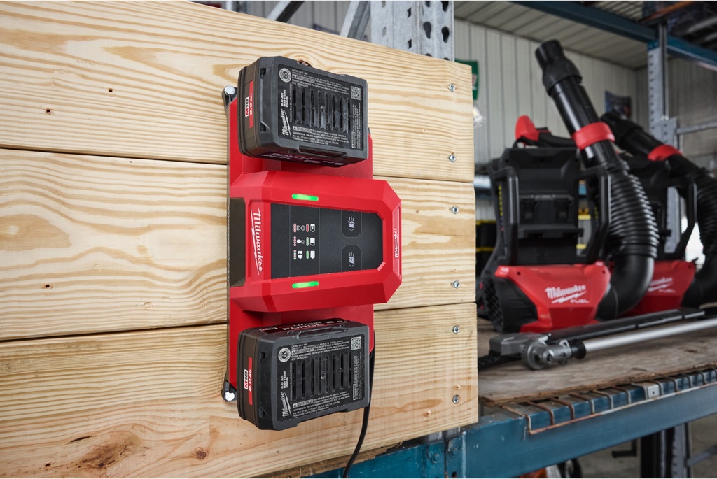MILWAUKEE M18™ M18 MDBSC MOBIELE DUAL BAY SUPERLADER 4932498557