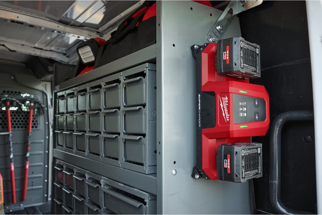 MILWAUKEE M18™ M18 MDBSC MOBIELE DUAL BAY SUPERLADER 4932498557