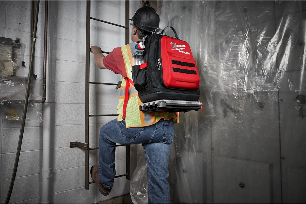MILWAUKEE PACKOUT™ BACKPACK RUGZAK MET 48 VAKKEN 4932471131