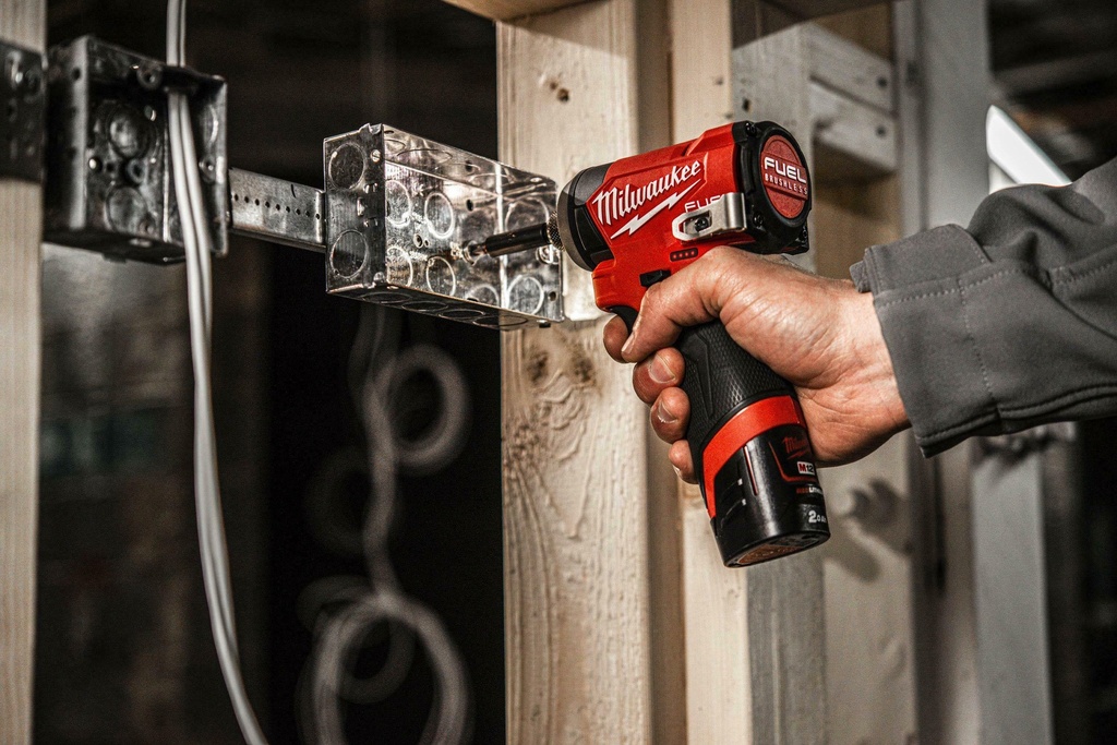 MILWAUKEE M12 FUEL™ M12 FID2-0 1/4'' SUBCOMPACTE ACCU SLAGSCHROEVENDRAAIER 170Nm 4933479876