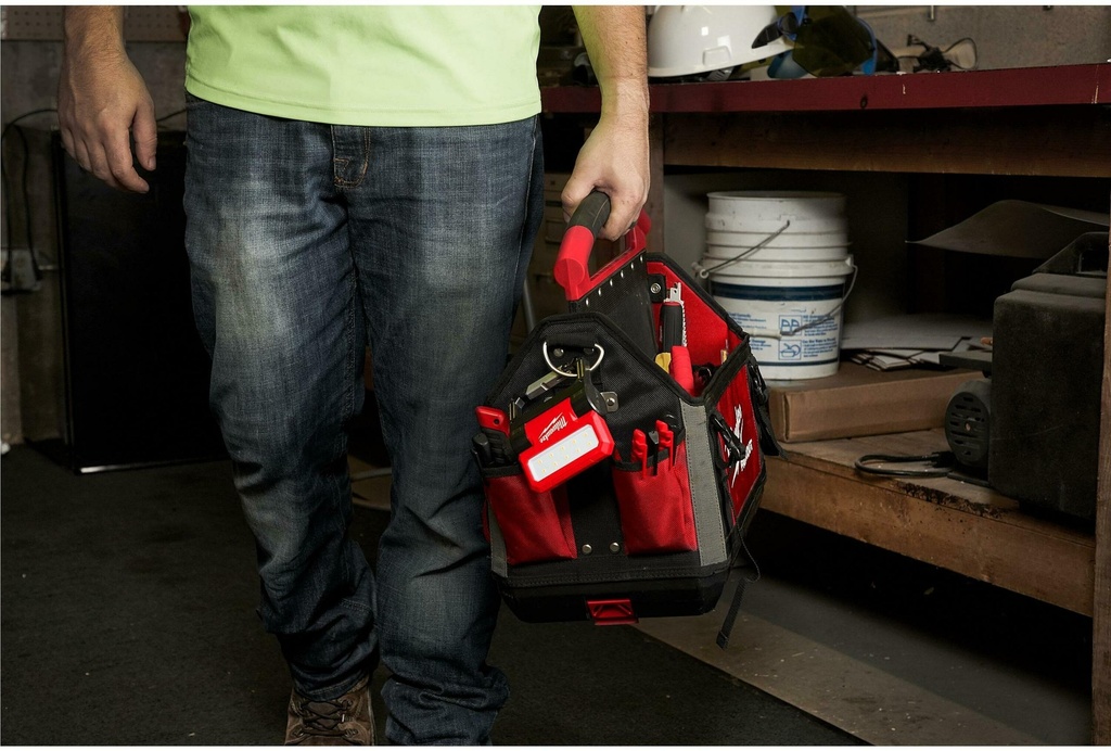 MILWAUKEE L4 FFL-301 USB OPLAADBARE INKLAPBARE MINI SCHIJNWERPER 4933479766