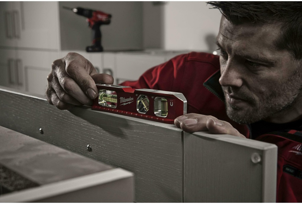 MILWAUKEE BILLET TORPEDO WATERPAS MAGNETISCH 17cm 4932459097