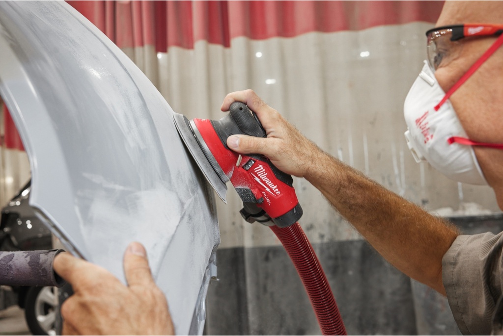 MILWAUKEE M12 FUEL™ M12 FROS5-0 EXCENTRISCHE ACCU SCHUURMACHINE 150mm MET 5mm ROTATIE 4933493651