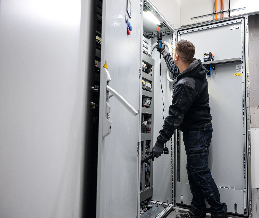 BOSCH EXPERT EXVT1000-17 DIGITALE SPANNINGSTESTER 0601077700