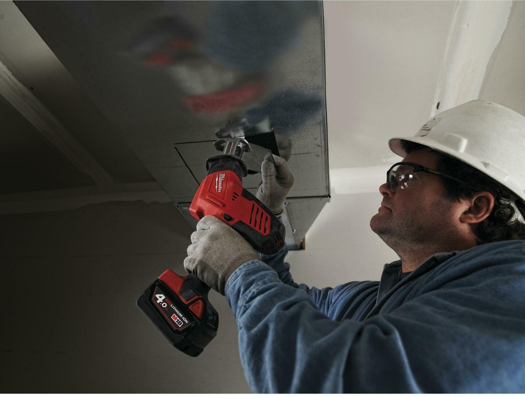 MILWAUKEE C18 HZ-402B ACCU RECIPROZAAGMACHINE COMPACTE HACKZALL™ 4933441340