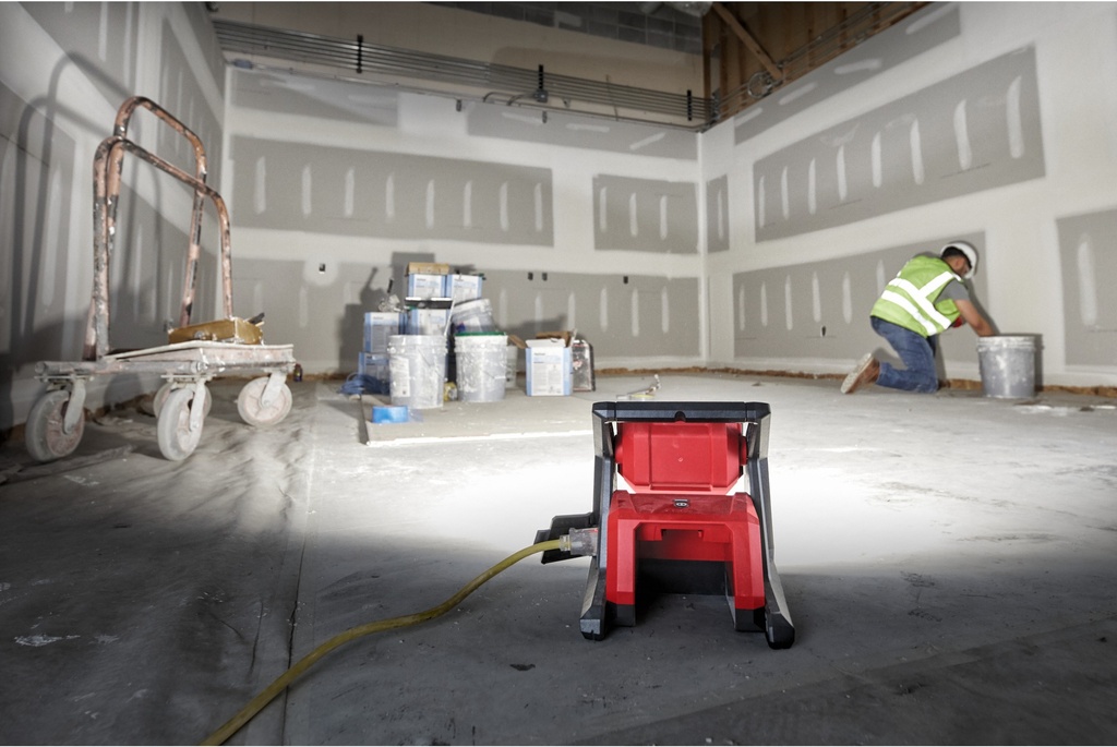 MILWAUKEE M18™ M18 HOAL-0 HIGH OUTPUT AREA ACCU LAMP 4933478118