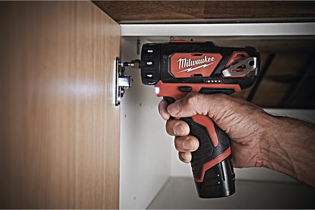 MILWAUKEE M12™ M12 BDDXKIT-202C SUBCOMPACTE ACCU BOORSCHROEFMACHINE MET AFNEEMBARE FIXTEC™ BOORHOUDER 4933447836