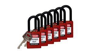 [094006860] PACK OF 6 SAFETY PADLOCKS RED WITH PLASTIC BRACKET