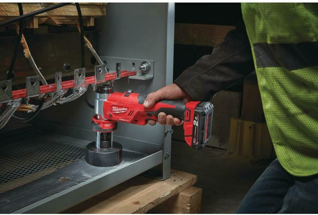 MILWAUKEE PONSMACHINE M18 HKP-201CA 18V +KOFFER +MATRIJS M16,20,25,32 EN 40
