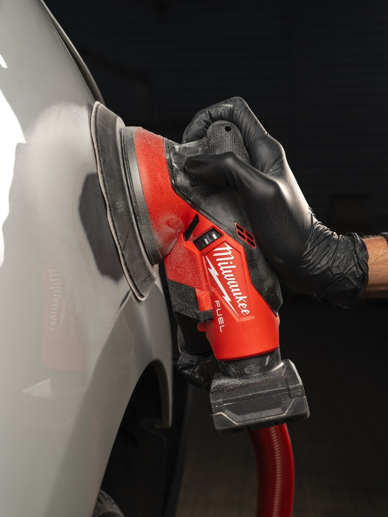 MILWAUKEE M12 FUEL™ M12 FROS5-0 EXCENTRISCHE ACCU SCHUURMACHINE 150mm MET 5mm ROTATIE 4933493650