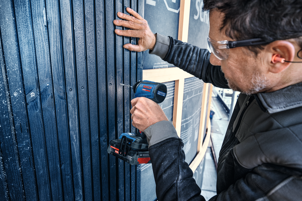 BOSCH EXPERT EXDR18V-230 ACCU SLAGSCHROEVENDRAAIER 230Nm SOLO IN L-BOXX