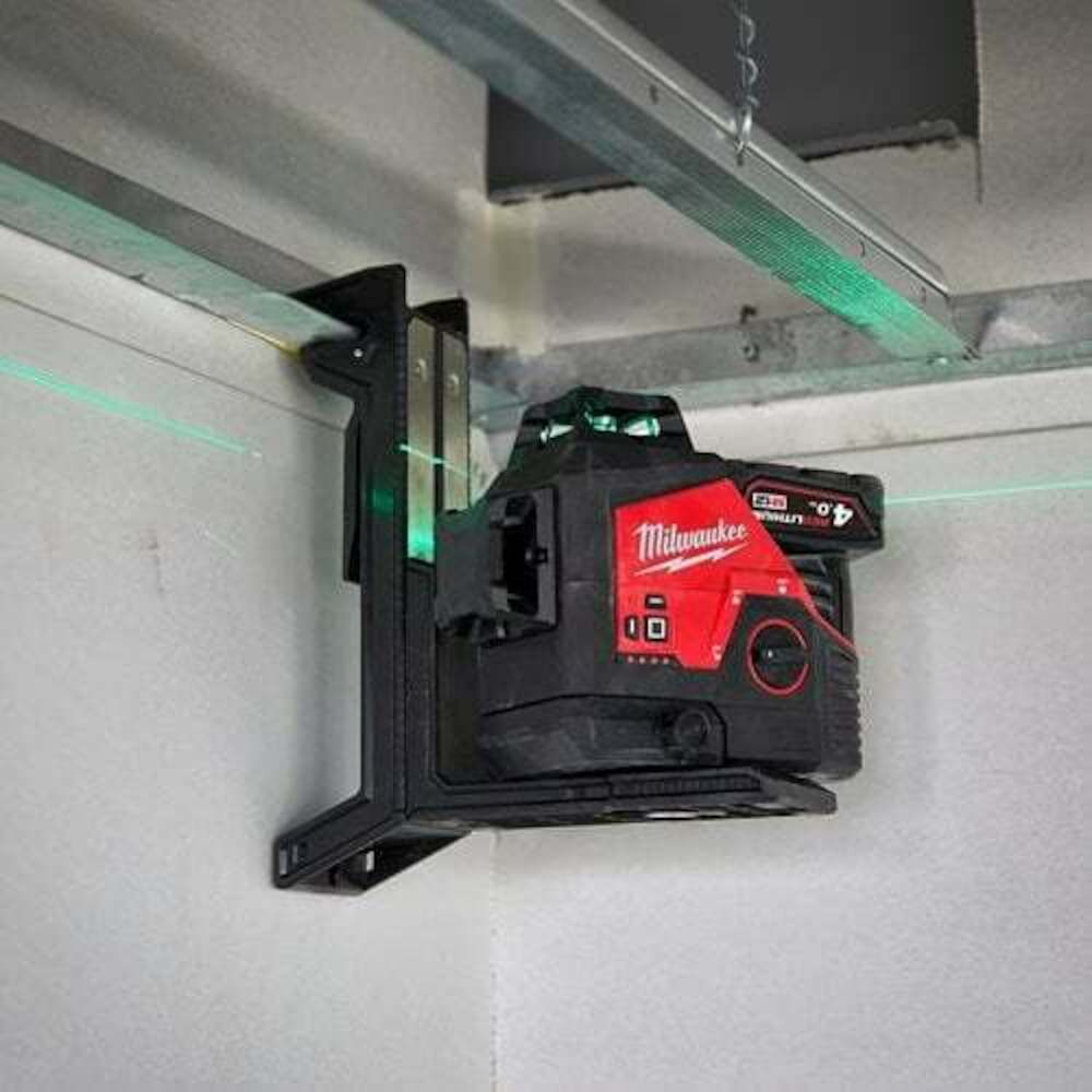 MILWAUKEE M12™ M12 3PL-0C DRIEDIMENSIONALE LASER MET 3 GROENE 360° LASER CIRKELS 4933478103