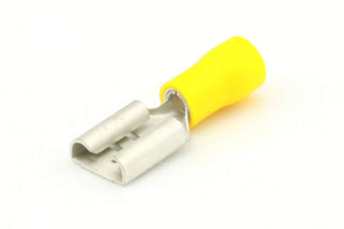 DS a 50pcs INSULATED CABLE. F-TERM 9.4YLW RIPCA 555 4-6mm2 - 9.4x1.2mm