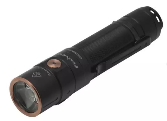 ZAKLAMP FENIX OPLAADBAAR E35R 3100 LUMEN