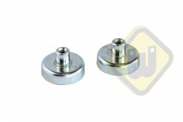 [914009705] MAGNET D=32mm H=7mm THREAD BUSHING INNER M4 FERRITE-GALLED PULL-THROUGH 80N